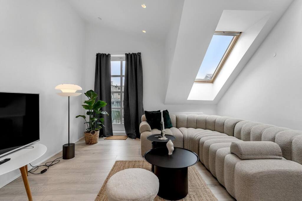 Luxury Penthous - 3 Bedroom - 2 Bath - Freeparking - Downtown Reykjavík Kültér fotó
